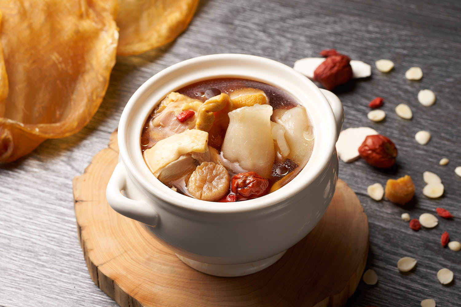 Chicken scallop soup with chinese herbs and dates.