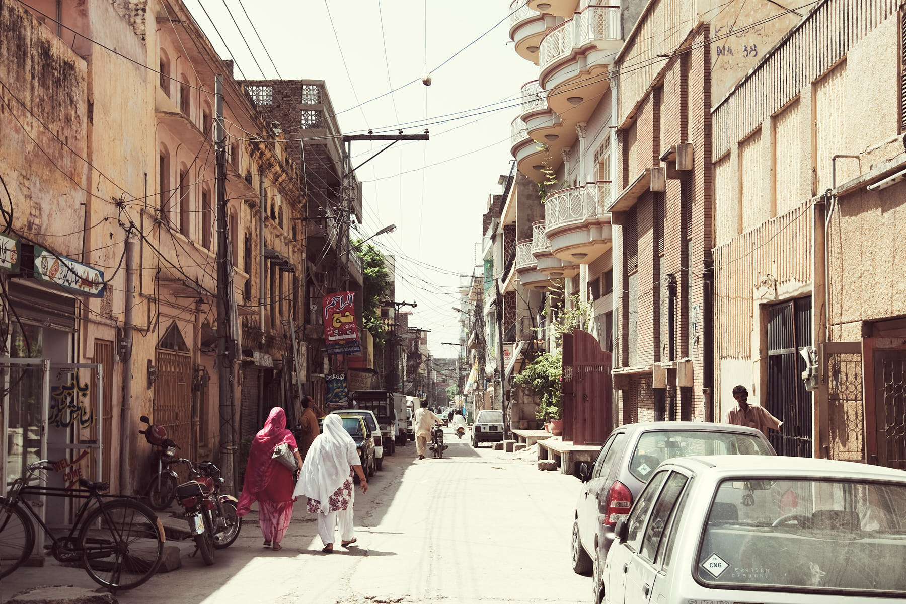 Street scene in Rawalpindi, Pakistan, captured in August 2010.